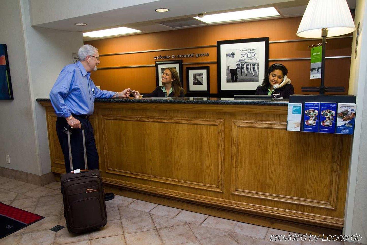Hampton Inn Miami-Coconut Grove/Coral Gables Dalaman gambar